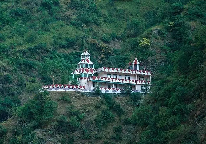 Shimla Manali Road Trip Guide 2026: Route, Distance & Best Time to Go