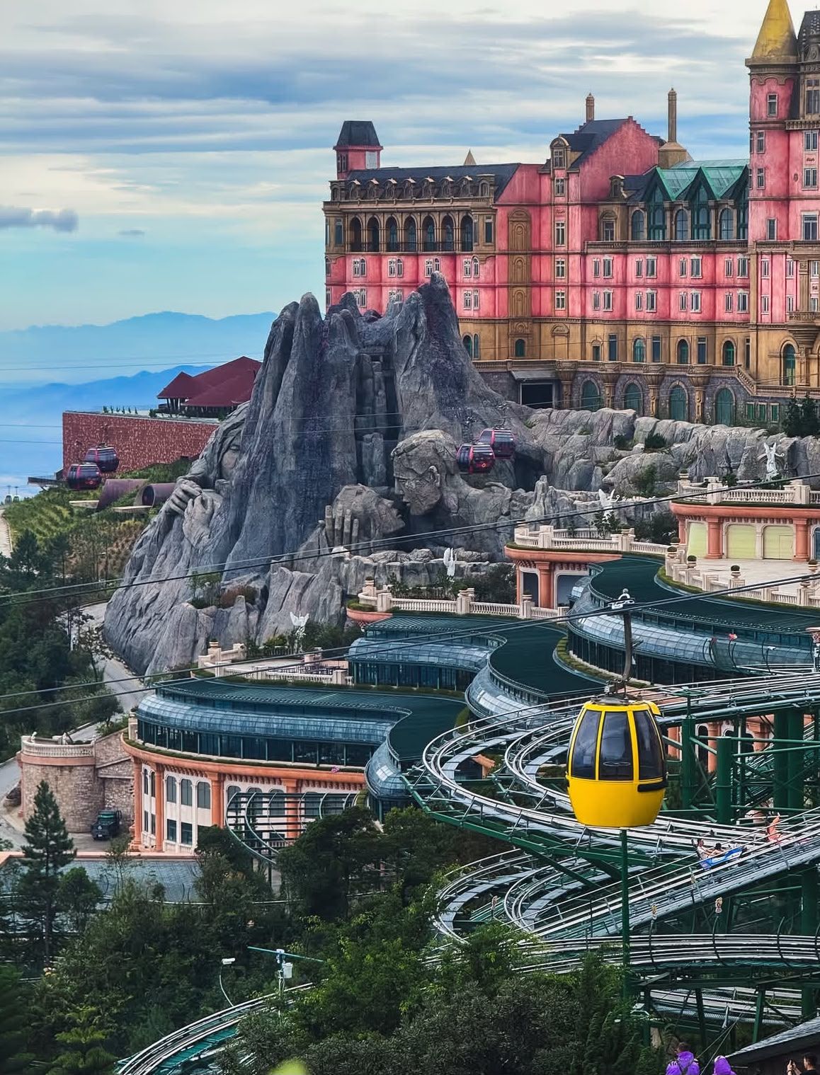 Day 4 Ba Na Hills | Golden Bridge & Fantasy Park